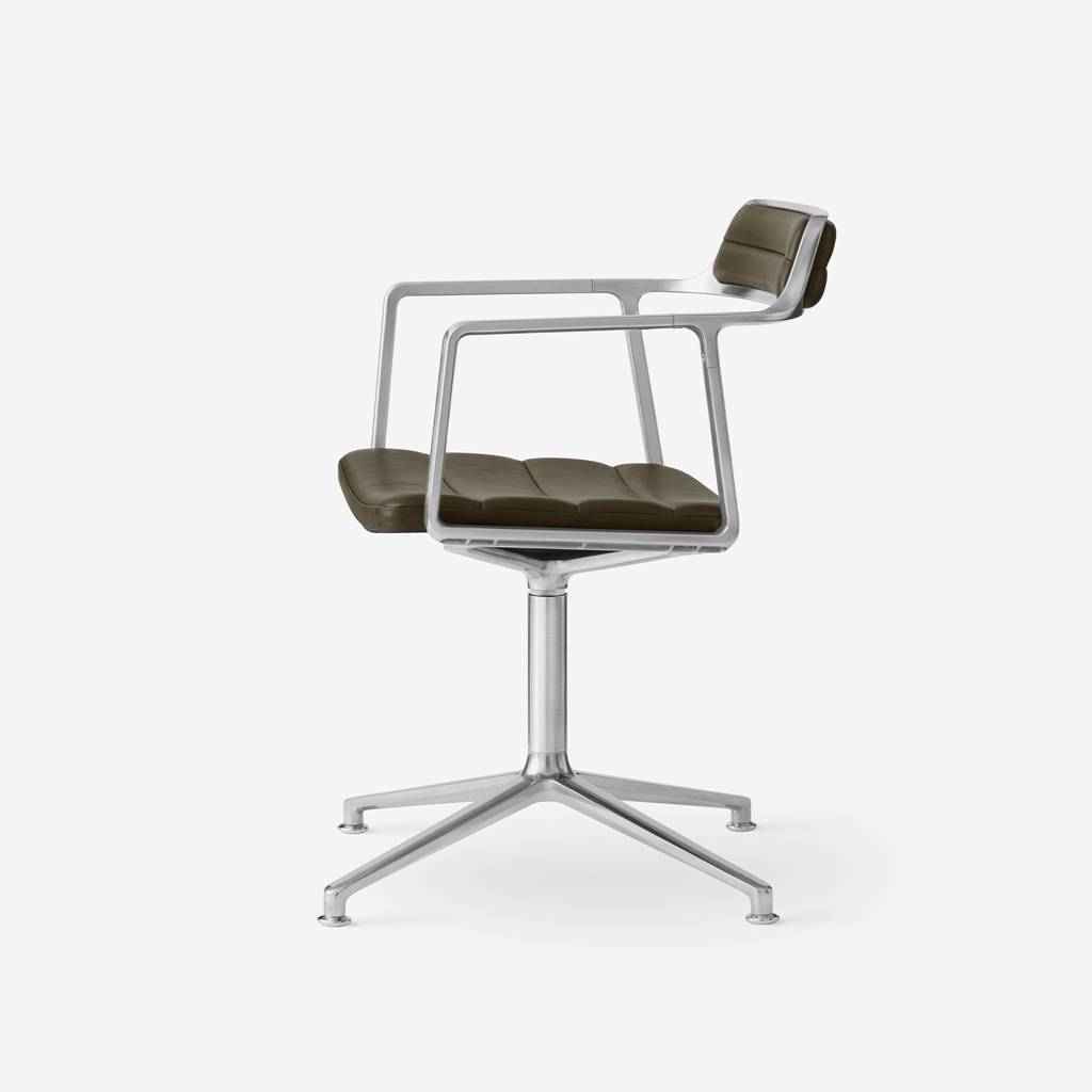 Vipp Swivel Chair | 452 - vipp452 - Bosco Green, Gliders