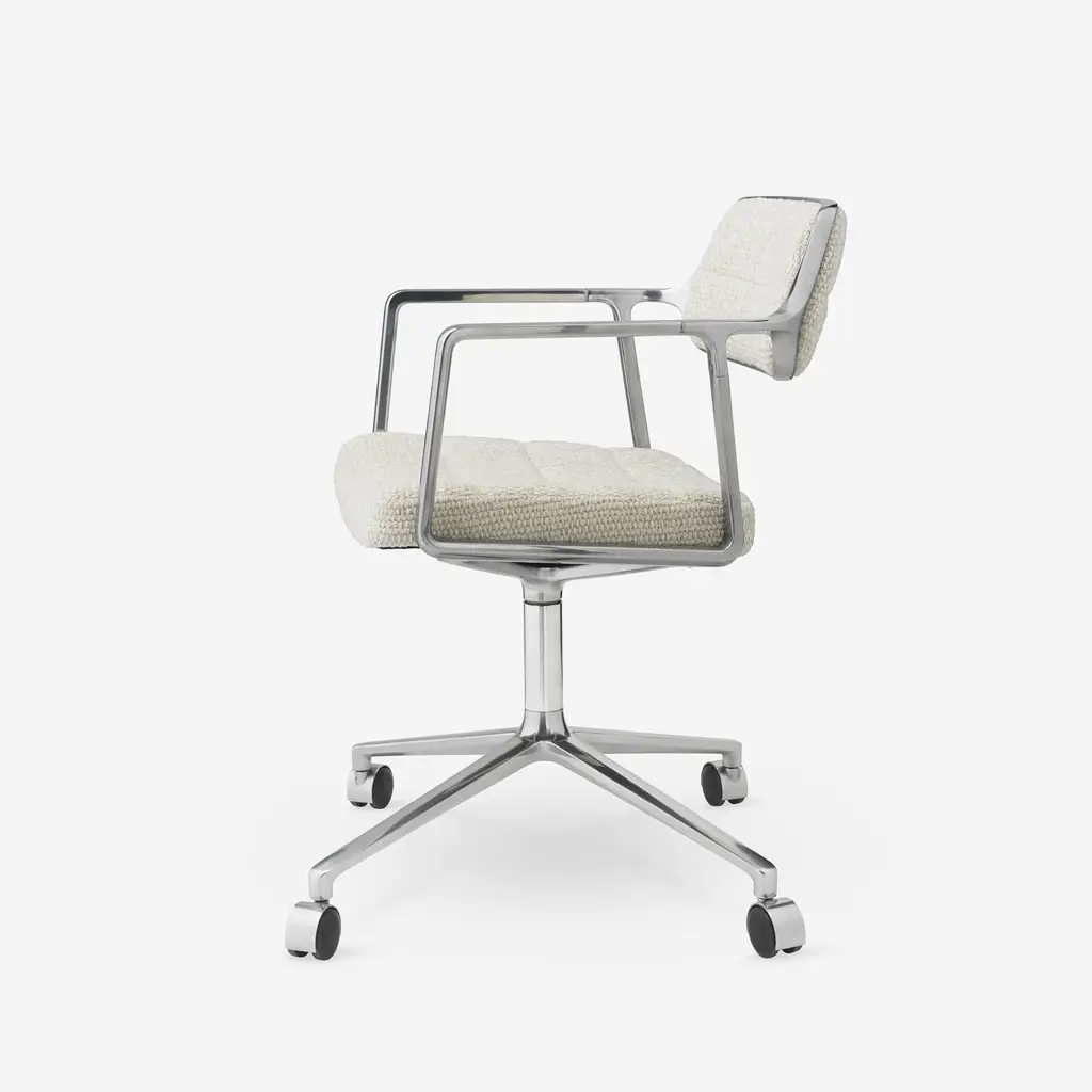 Vipp Swivel Chair | 453, Wavy, Castors