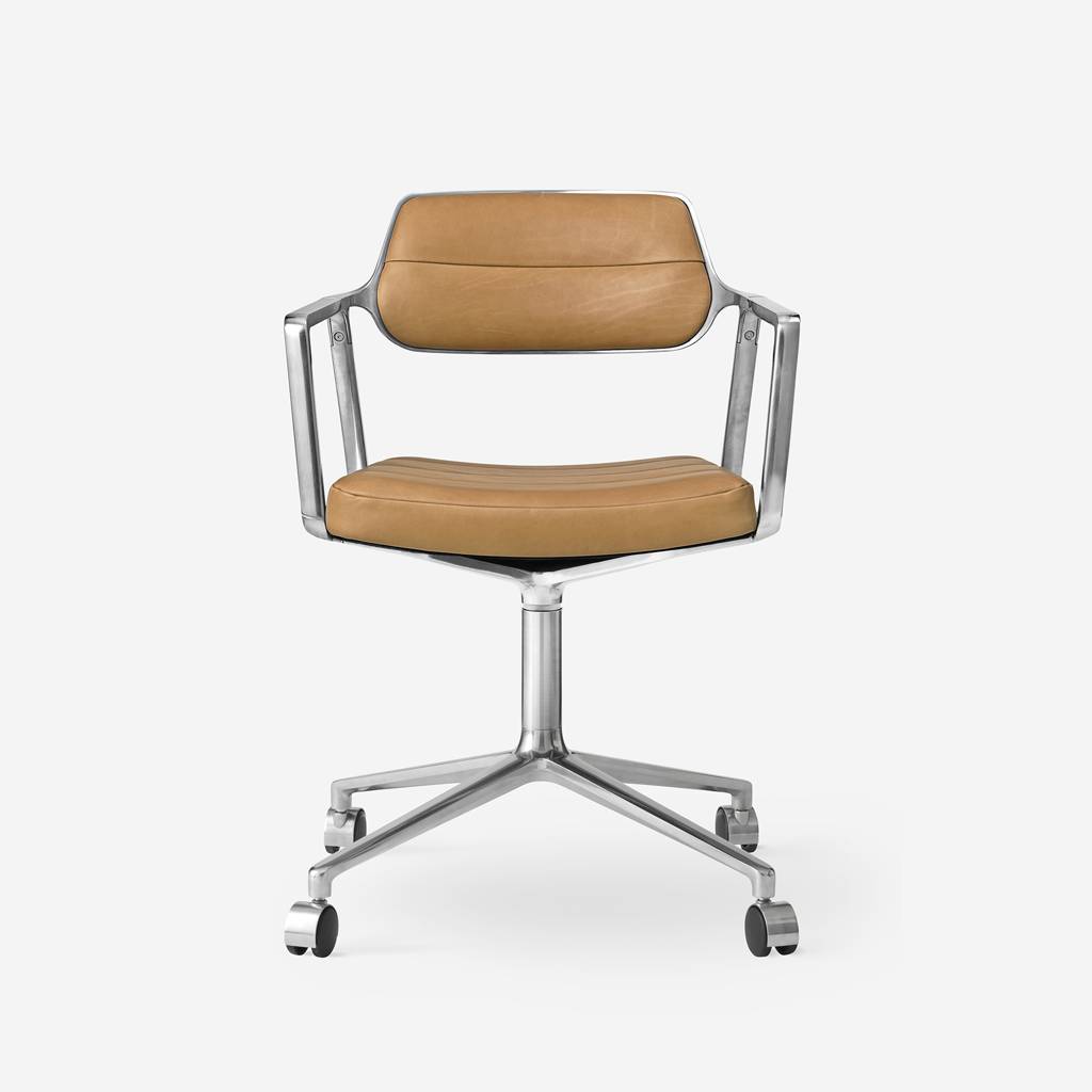 Vipp Swivel Chair | 453 - vipp453 - Camel, Castors