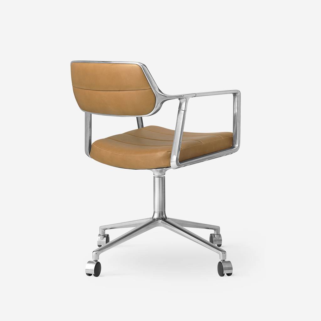 Vipp Swivel Chair | 453 - vipp453 - Camel, Castors