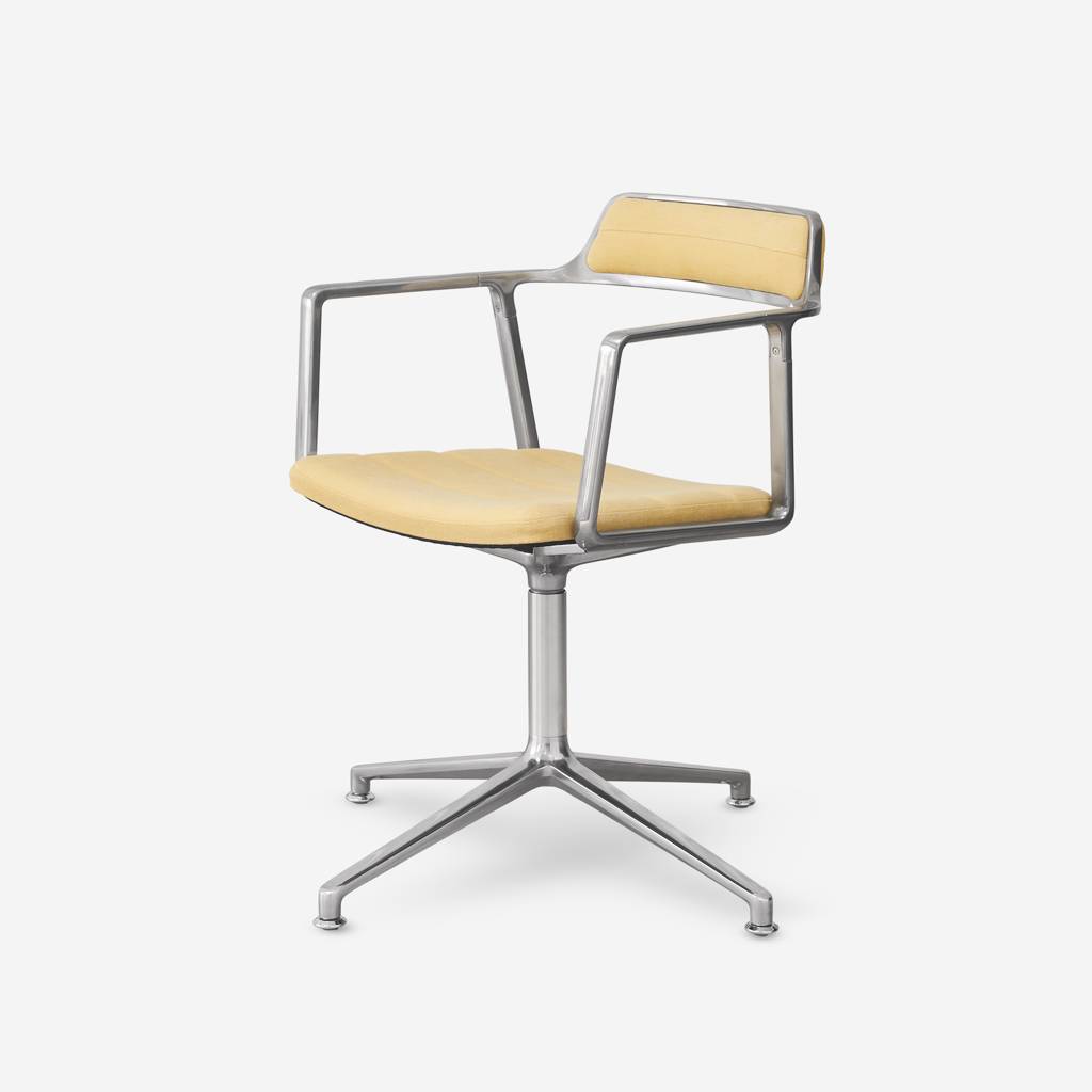 Vipp Swivel Chair | Mesura Edition - vipp452 - Yellow