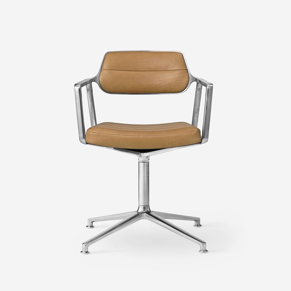 Vipp Swivel Chair | 453 - vipp453 - Camel, Gliders