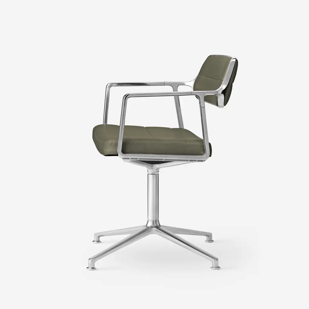 Vipp Swivel Chair | 453, Bosco Green, Gliders